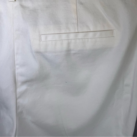 Express‎ Design Studio Editor Bermuda Shorts White Size 12 - Picture 7 of 7